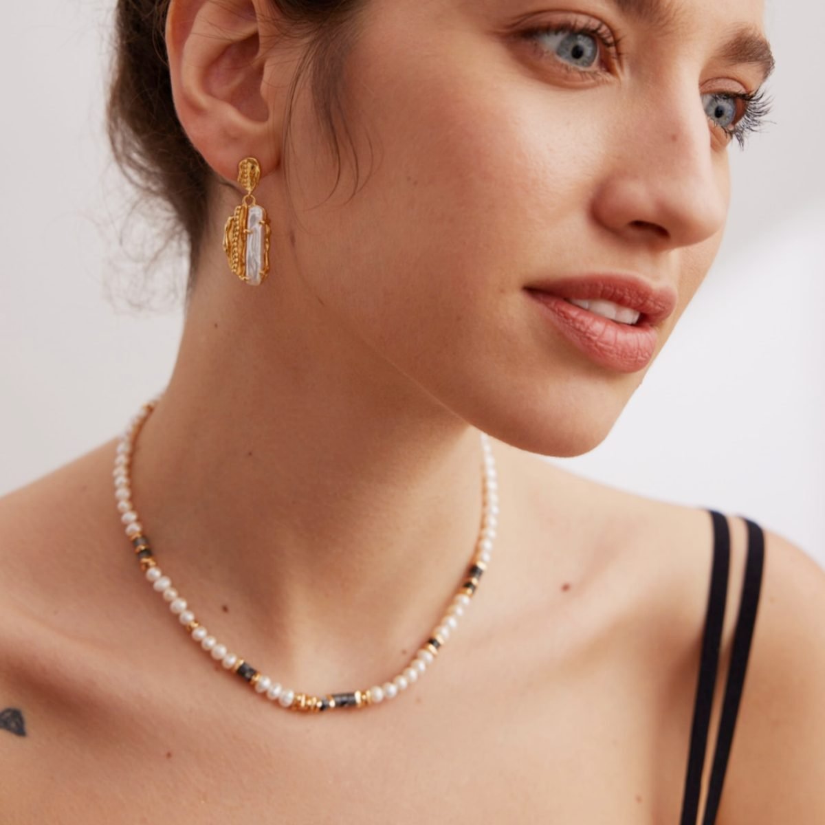 BAROQUE PEARL EARRINGSGIFTLISTEBAROQUE PEARL EARRINGSsterling silver, pearl, 18k gold vermeil, earrings