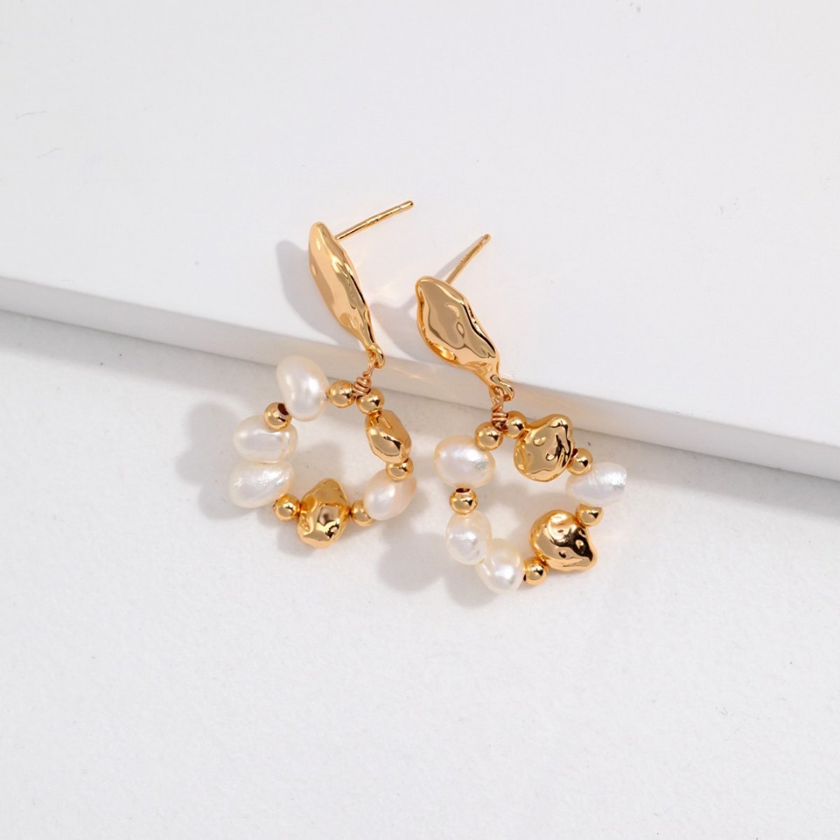 BAROQUE PEARL EARRINGSGIFTLISTEBAROQUE PEARL EARRINGSsterling silver, pearl, 18k gold vermeil, earrings