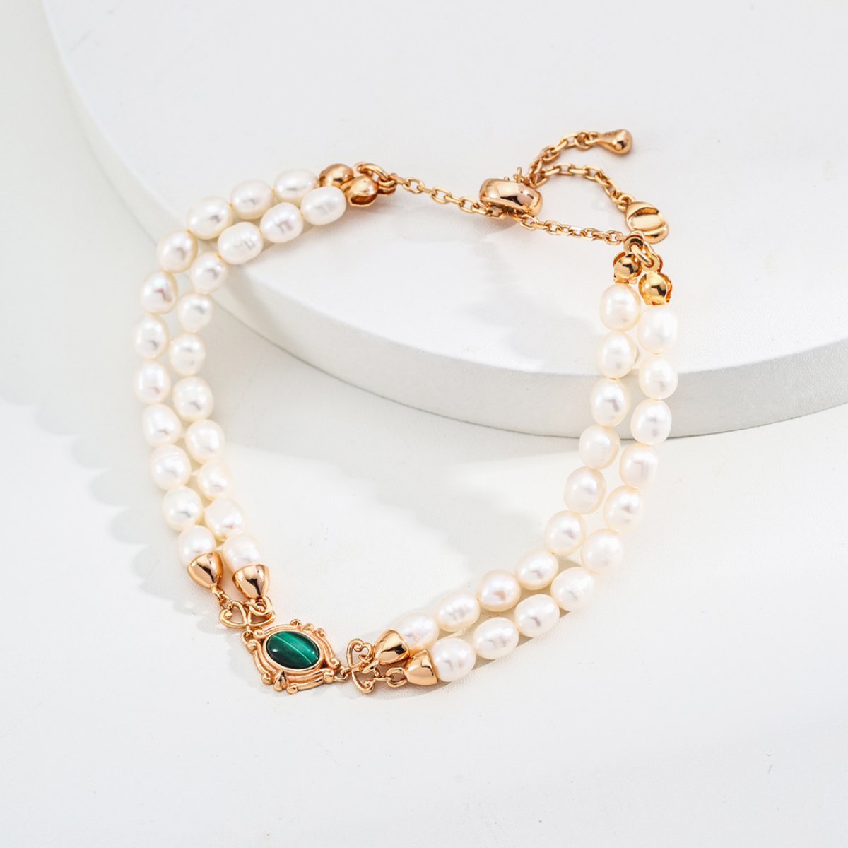 BAROQUE PEARL MALACHITE BRACELETGIFTLISTEBAROQUE PEARL MALACHITE BRACELETsterling silver, malachite, pearl, 18k gold vermeil, bracelet