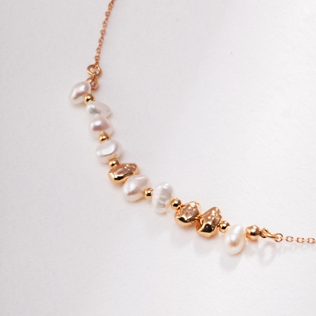 BAROQUE PEARL NECKLACEGIFTLISTEBAROQUE PEARL NECKLACEsterling silver, pearl, 18k gold vermeil, necklace