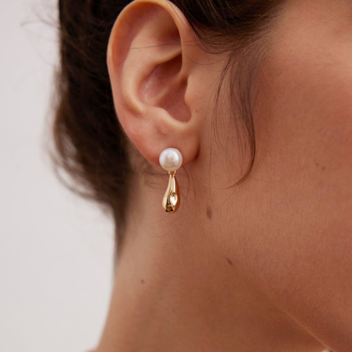 PEARL EARRINGSGIFTLISTEPEARL EARRINGSsterling silver, pearl, 18k gold vermeil, earrings