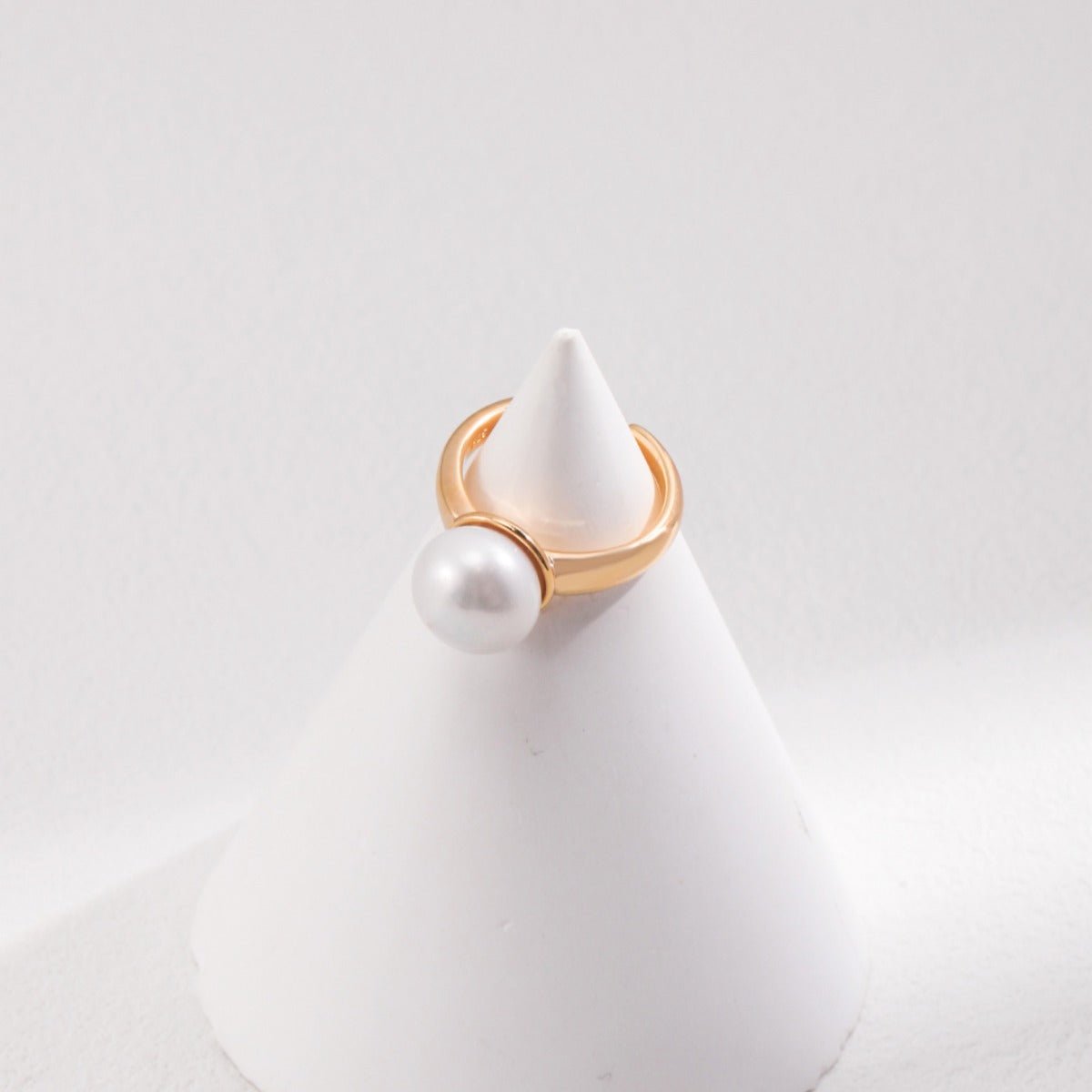 PEARL RINGGIFTLISTEPEARL RINGsterling silver, pearl, 18k gold vermeil, ring