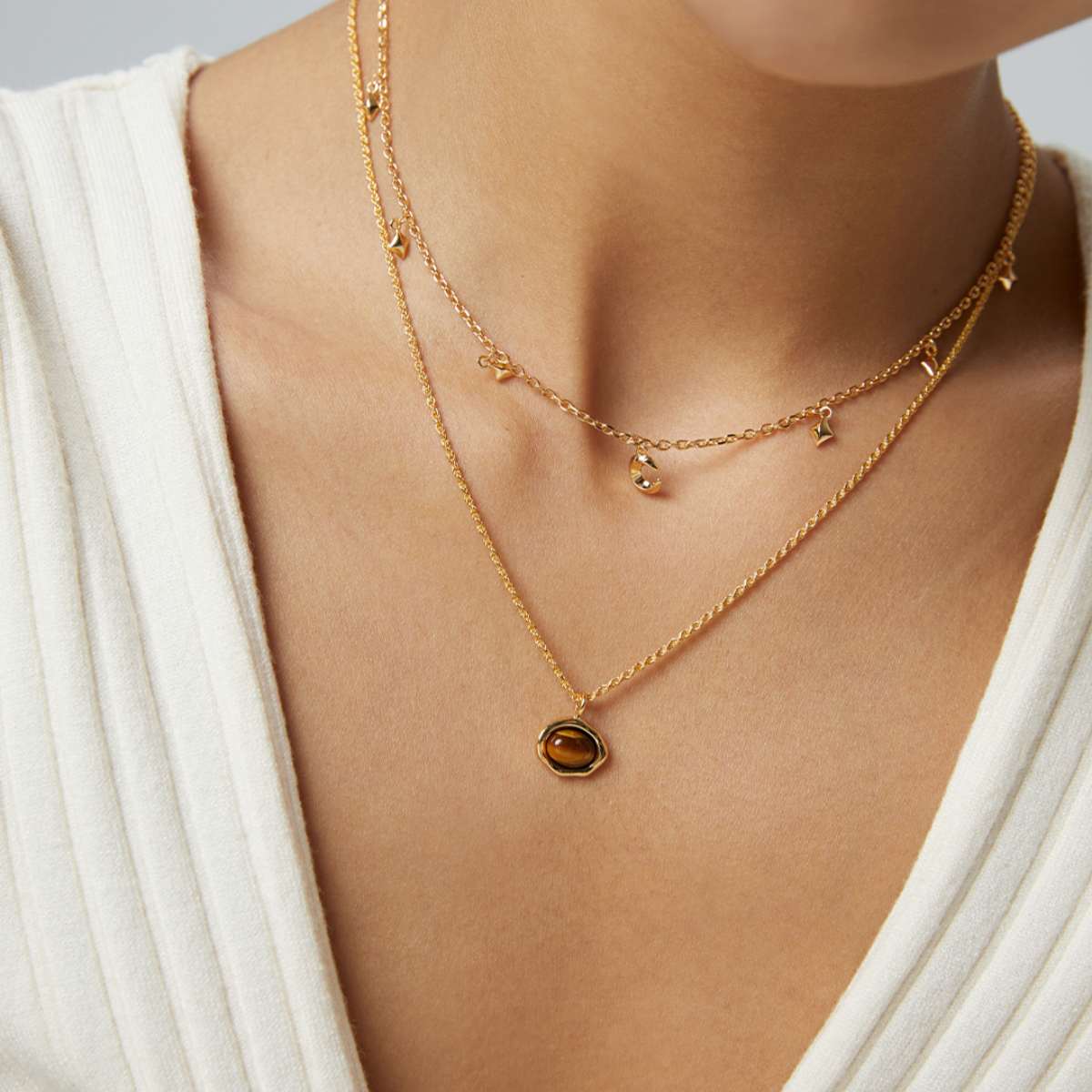 TIGER'S EYE NECKLACEGIFTLISTETIGER'S EYE NECKLACEsterling silver, tiger's eye, 18k gold vermeil, necklace