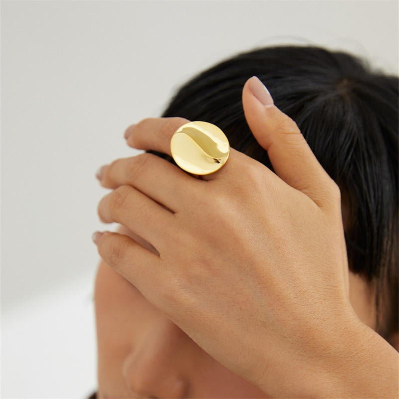 A Ring Full Of Strength And MetalGiftListeA Ring Full Of Strength And Metal18k, vermeil, gold, silver, ring