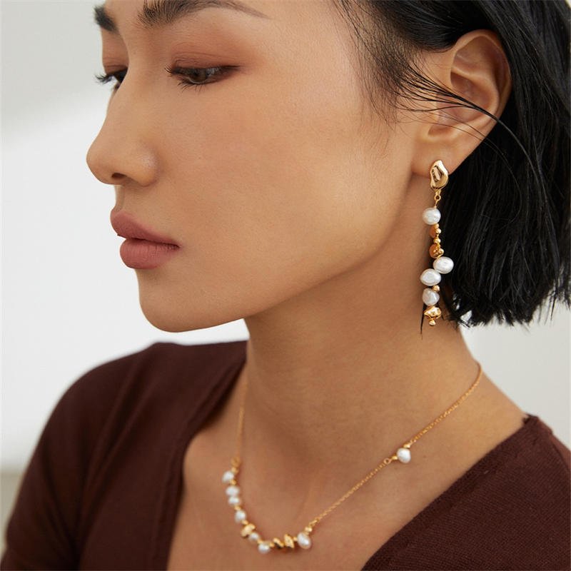 Classic Baroque Pearl EarringsGIFTLISTEClassic Baroque Pearl Earrings18k, vermeil, gold, silver, earrings, pearl