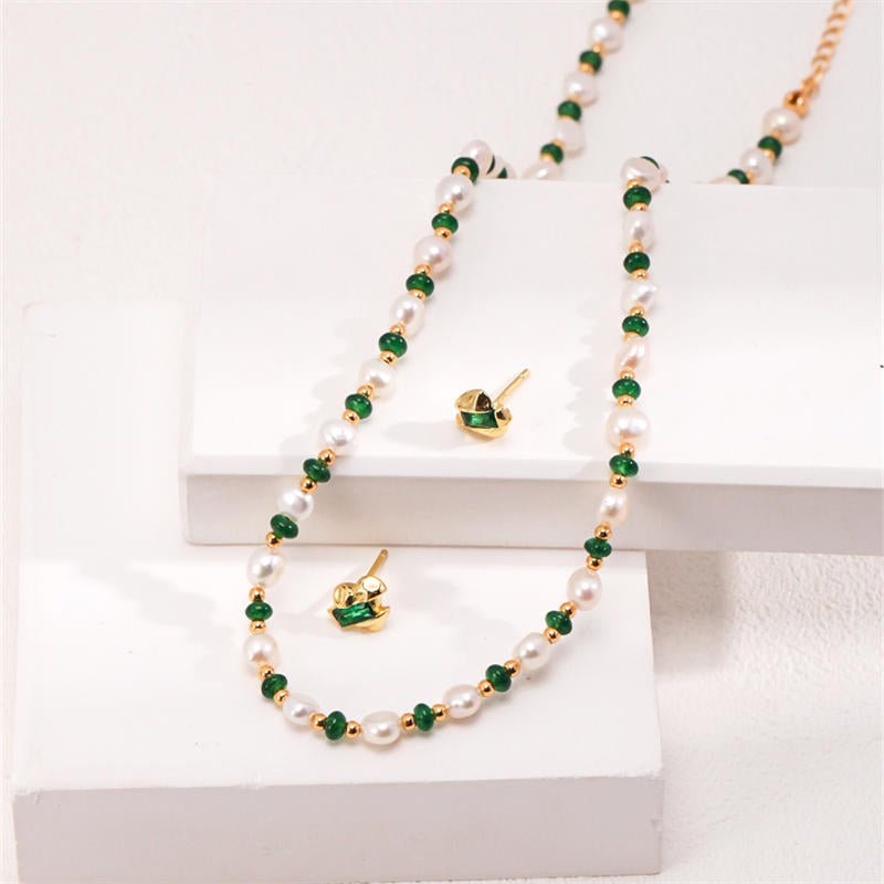 Emerald Pearl NecklaceGiftListeEmerald Pearl Necklace18k, vermeil, gold, silver, necklace, Freshwater Pearls, Synthetic Emerald