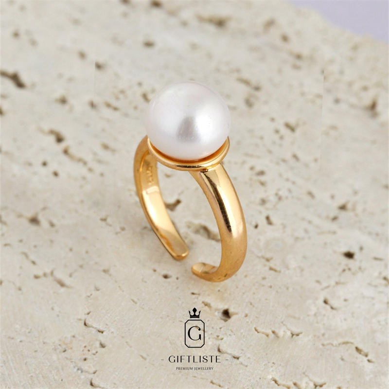 Irregular Shaped Baroque Pearl RingGiftListe18k, vermeil, gold, silver, ring, pearl