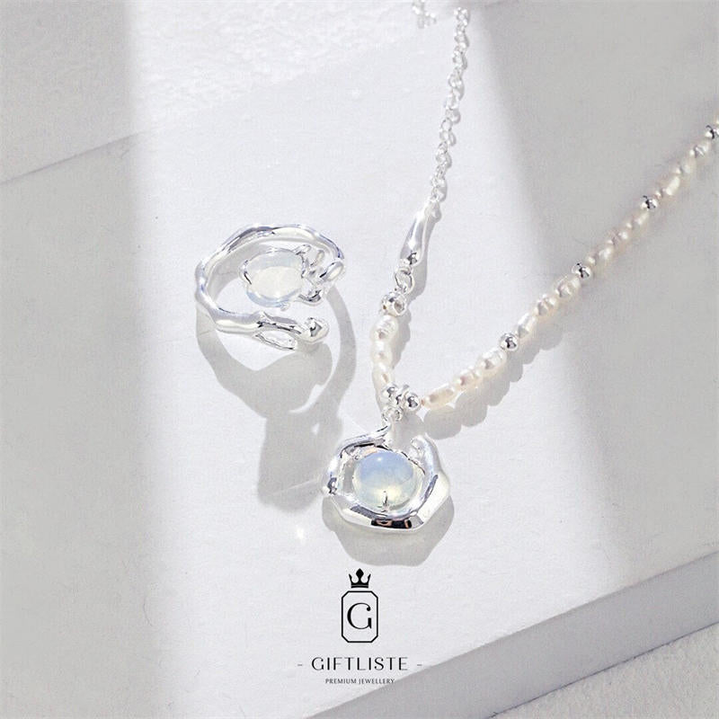 Opal Pearl RingGiftListe18k, vermeil, gold, silver, ring, pearl, opal