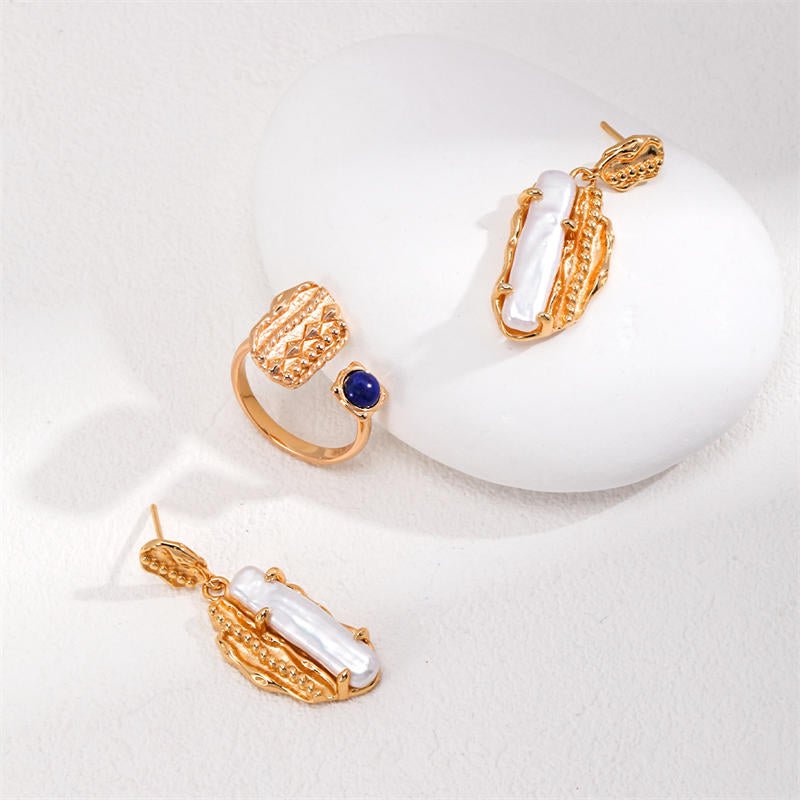 Original Baroque Pearl EarringsGiftListeOriginal Baroque Pearl Earrings18k, vermeil, gold, silver, earrings, Pearls