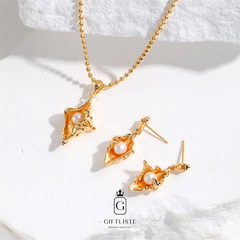 Pearl Conch Design NecklaceGiftListenecklace, 18k, vermeil, gold, silver, pearl
