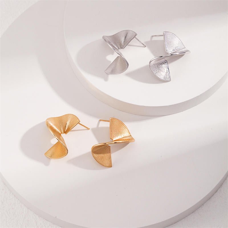 Simple Fashion EarringsGiftListeSimple Fashion Earrings18k, vermeil, gold, silver, earrings